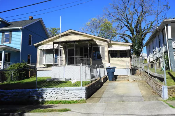 Roanoke, VA 24013,628 Montrose AVE