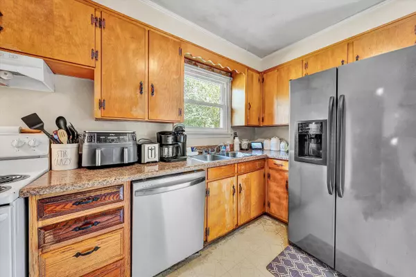 Roanoke, VA 24019,5403 Flagler DR