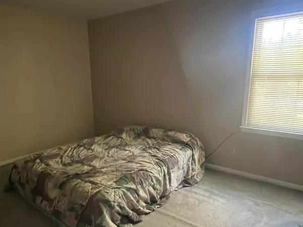 Martinsville, VA 24112,300 Oxford DR
