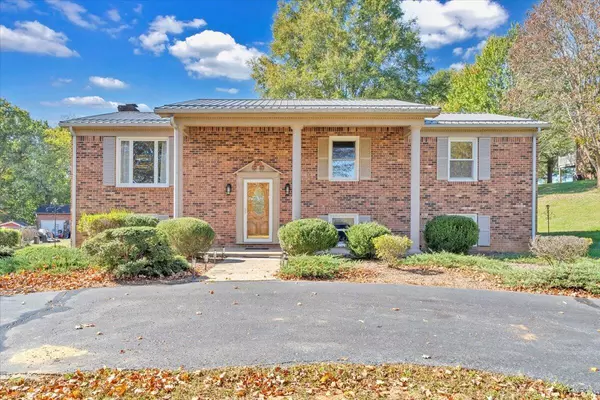 Martinsville, VA 24112,1135 Laurel Park AVE