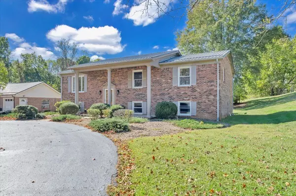 1135 Laurel Park AVE, Martinsville, VA 24112