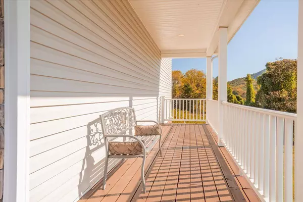 Blue Ridge, VA 24064,250 Thornblade WAY