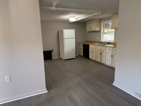 Martinsville, VA 24112,216 College ST Unit 3