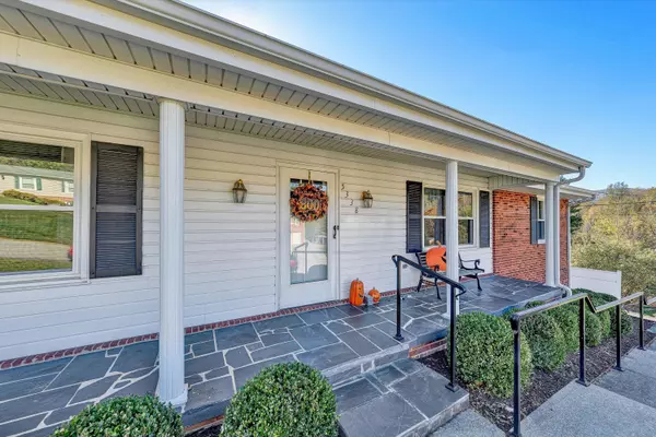 Roanoke, VA 24018,5338 Fordwick DR