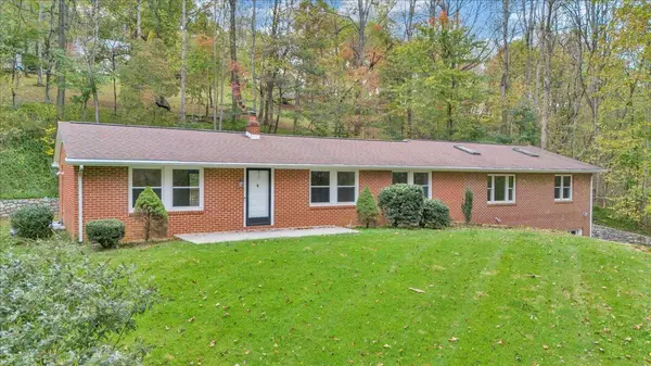 Hardy, VA 24101,5225 Pitzer RD