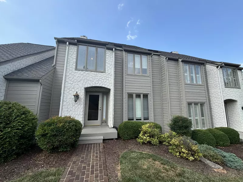 4978 Hunting HIlls CIR, Roanoke, VA 24018