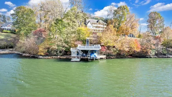 Goodview, VA 24095,6641 Horseshoe Bend RD