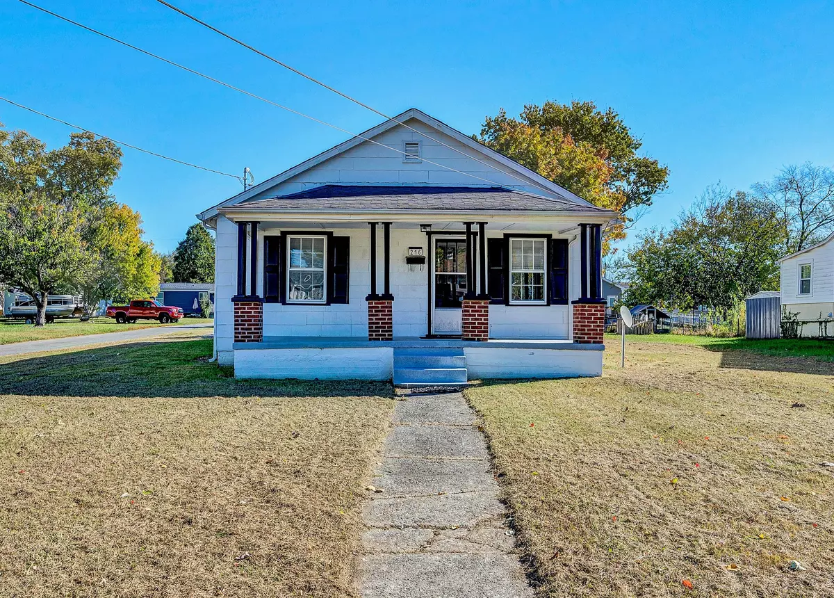 Salem, VA 24153,216 Wilson ST