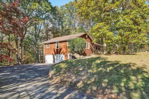 Blue Ridge, VA 24064,161 Parkview DR