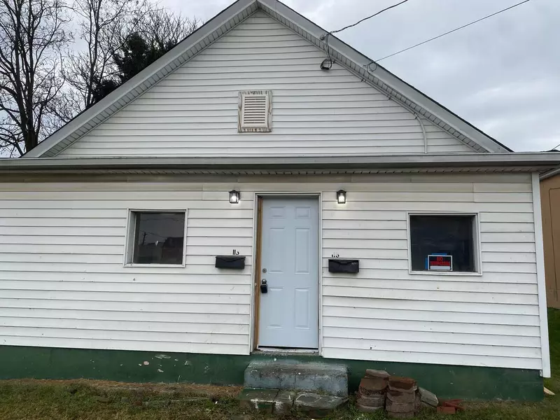 118 8 1/2 ST, Roanoke, VA 24013