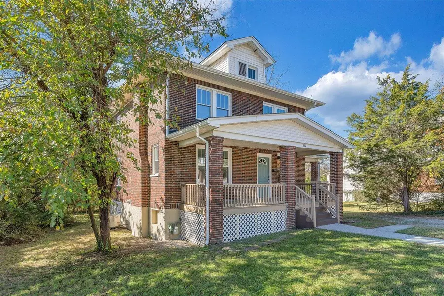 832 Queen AVE, Roanoke, VA 24012