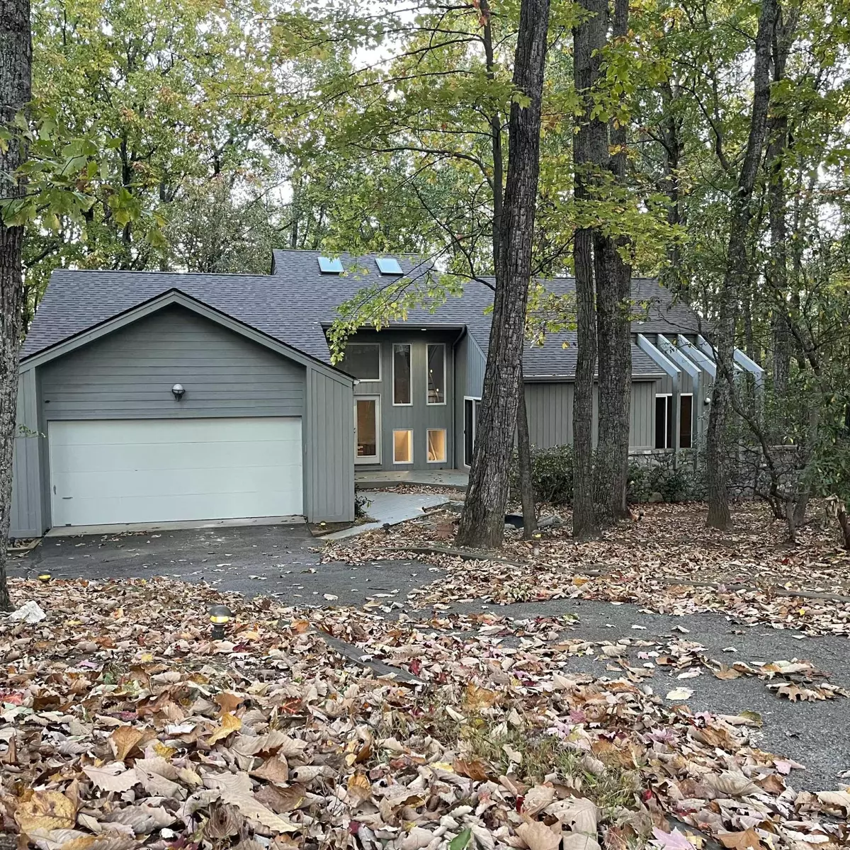 Hardy, VA 24101,590 Windridge Parkway PKWY