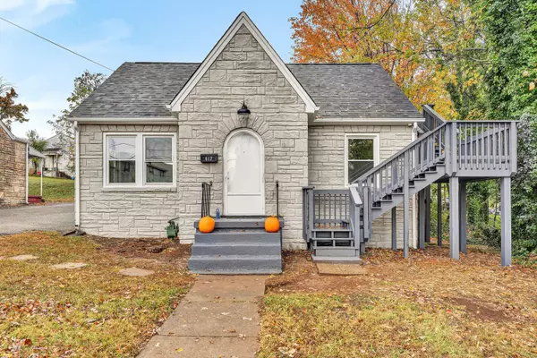 617 E Virginia AVE,  Vinton,  VA 24179