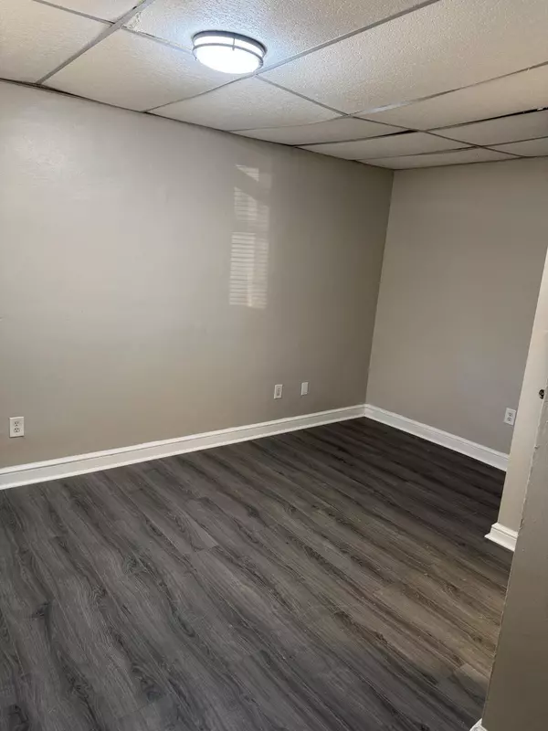 Bassett, VA 24055,575 Colonial Hill DR Unit Apt 4