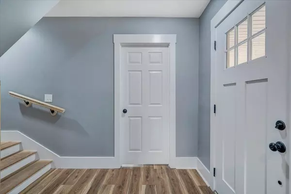 Vinton, VA 24179,4569 Jordantown RD