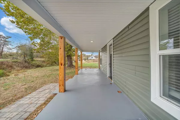 Vinton, VA 24179,4569 Jordantown RD