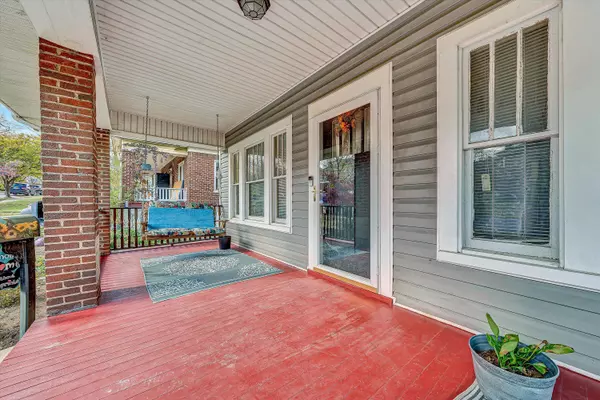 Roanoke, VA 24015,2127 Denniston AVE