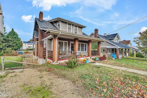 Roanoke, VA 24015,2127 Denniston AVE