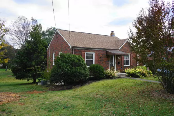 Roanoke, VA 24018,3652 Martinell AVE