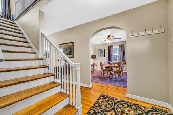 Roanoke, VA 24012,2907 HUNTINGTON BLVD