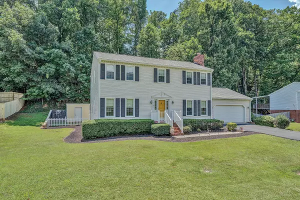 Salem, VA 24153,112 UPLAND DR