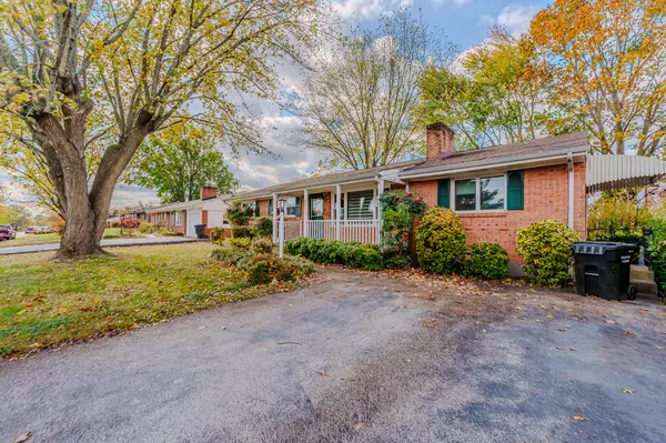 Roanoke, VA 24019,5570 Meadowcrest ST