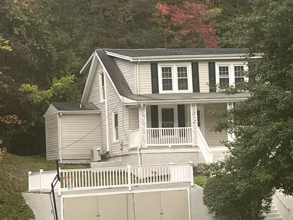 Roanoke, VA 24018,3776 Buck Mountain RD