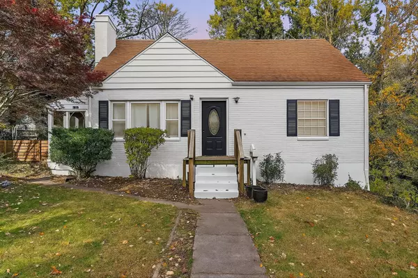 1901 Langdon RD, Roanoke, VA 24015