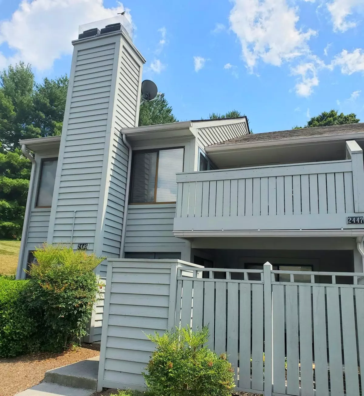 Salem, VA 24153,2447 Post Oak RD