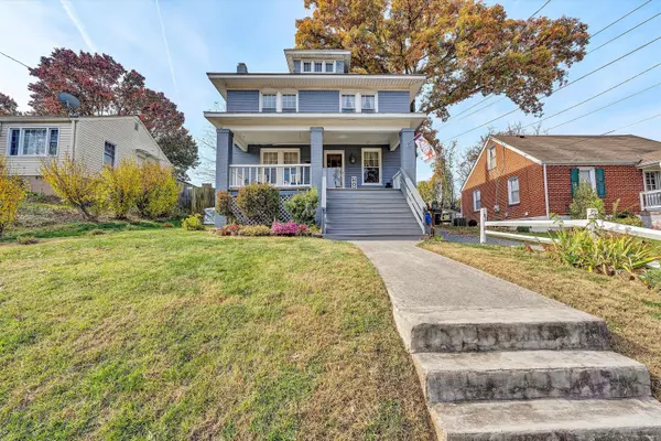 Roanoke, VA 24012,2010 Wayne ST