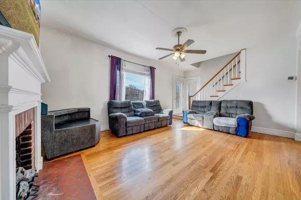 Roanoke, VA 24015,3116 Spring RD