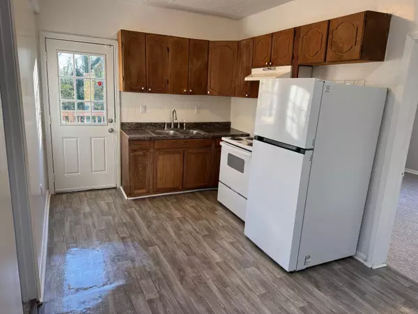 Danville, VA 24541,180 Locust LN