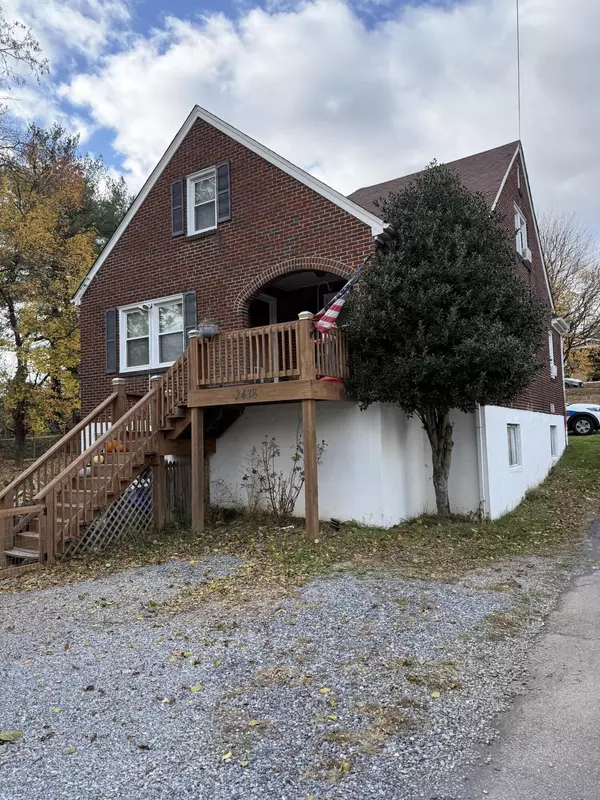 2438 King ST, Roanoke, VA 24012