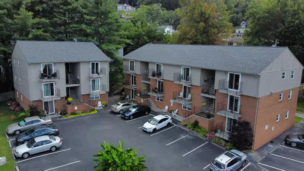 Roanoke, VA 24014,501 Walnut AVE Unit 13