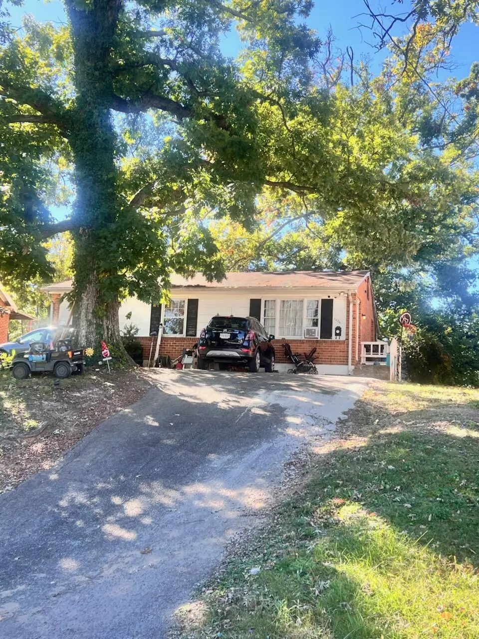 Roanoke, VA 24017,1426 Staunton AVE