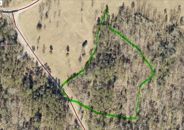 Elliston, VA 24087,3741 Knob Creek TRL