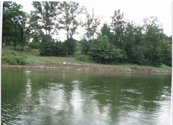 2 VERANDA BAY DR, Union Hall, VA 24176