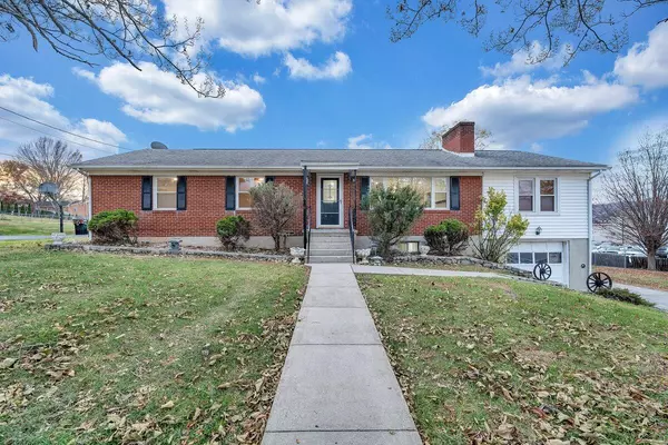 7372 Chester Drive, Roanoke, VA 24019