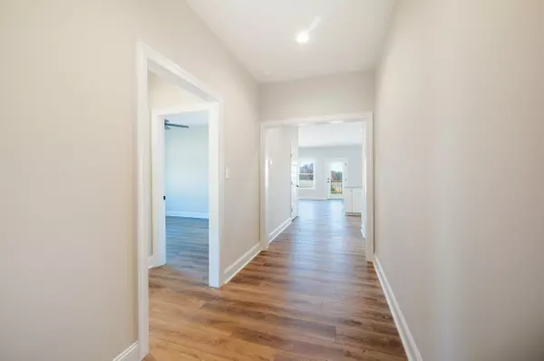 Lynch Station, VA 24571,10556 Leesville RD