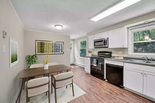 Roanoke, VA 24018,5503 Indian Grave RD