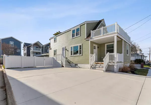 110 W Fern Road, Wildwood Crest, NJ 08260-6246