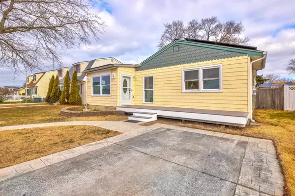 121 Broadway, Villas, NJ 08251