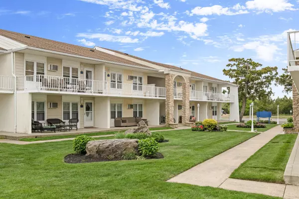 300 E Marina Court #Anglesea Colony Gardens II, North Wildwood, NJ 08260