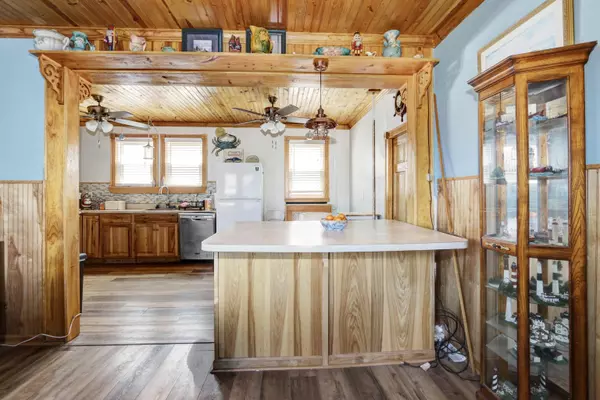 Wildwood Crest, NJ 08260,116 E Cardinal Road