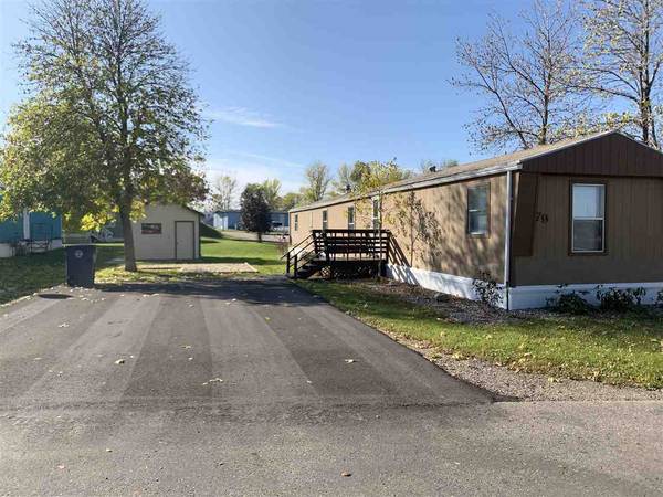 1500 SW 18th St Lot 79 #Edgeview Estates, Minot, ND 58701