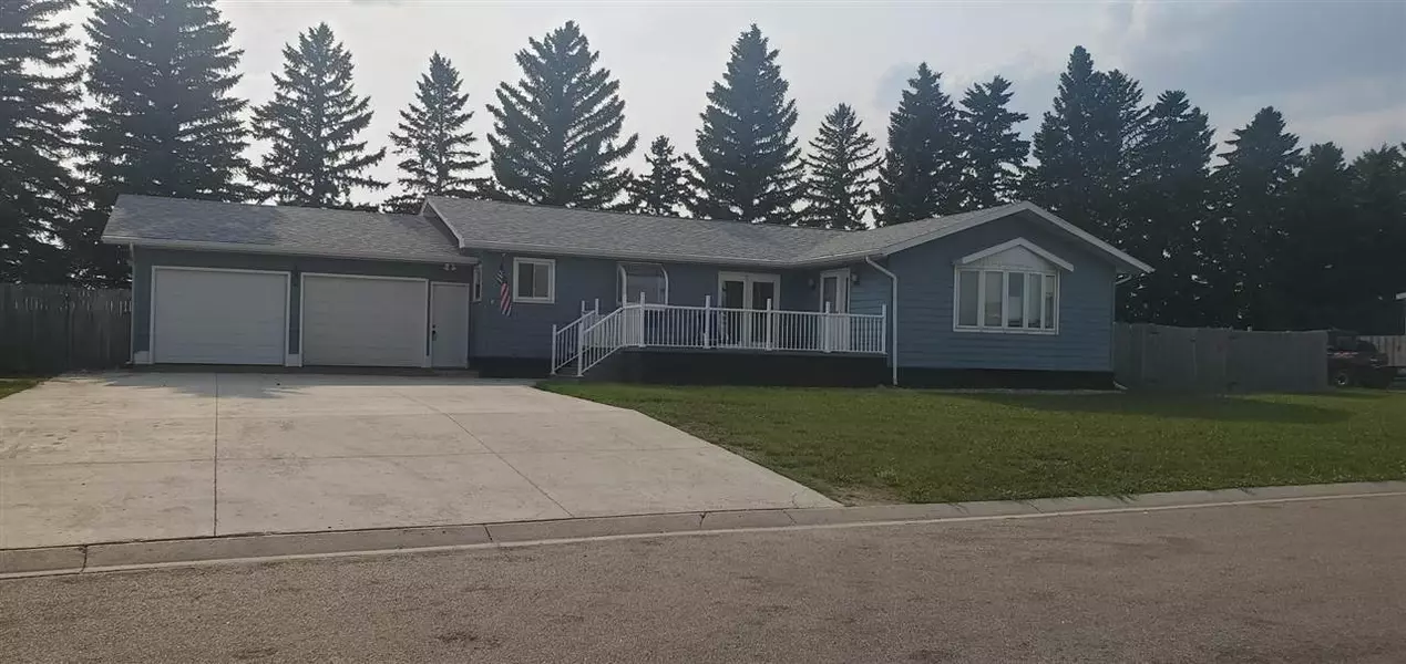 610 Frontier Lane, Stanley, ND 58784