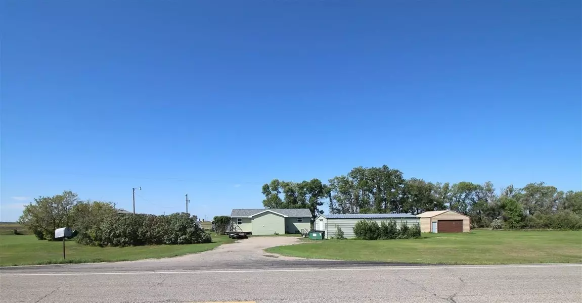 10915 Highway 28, Sherwood, ND 58782