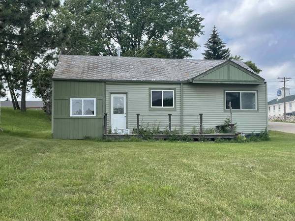 1200 Elm Ave, Harvey, ND 58341