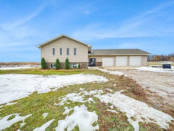 730 170th St. NW, Des Lacs, ND 58733