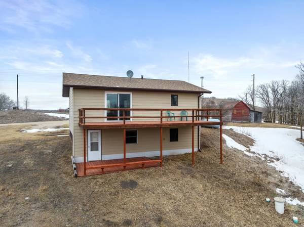 1679 99th St NE, Bottineau, ND 58318